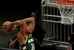 九游包含密尔沃基雄鹿内部会议纪要流出——冲刺阶段完成体检；足总杯使命明确；赛程密集仍需轮换的词条