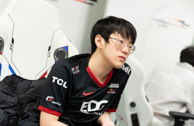 关于JackeyLove爆冷击败法国队，战术调整引爆全场！的信息